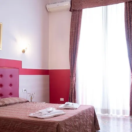 بيت ضيافة Domus Napoleone