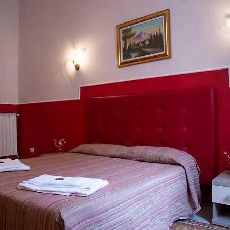 Domus Napoleone Gæstehus 4*