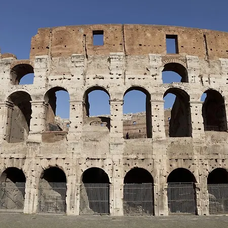 Domus Napoleone بيت ضيافة روما