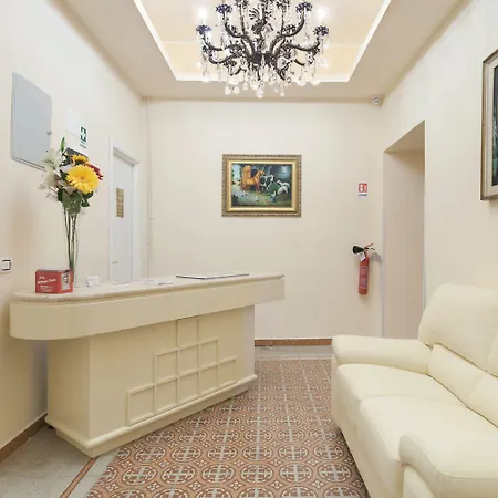 Domus Napoleone Gæstehus 4*