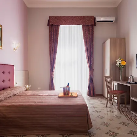 Domus Napoleone بيت ضيافة روما