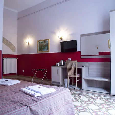 Domus Napoleone 4* روما