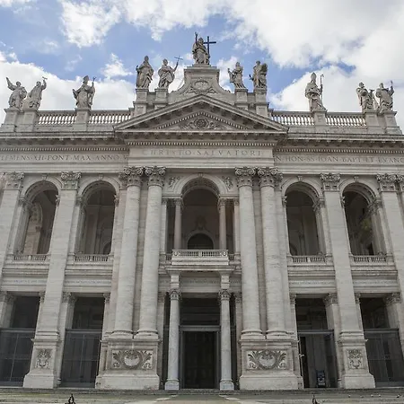 Domus Napoleone 4*