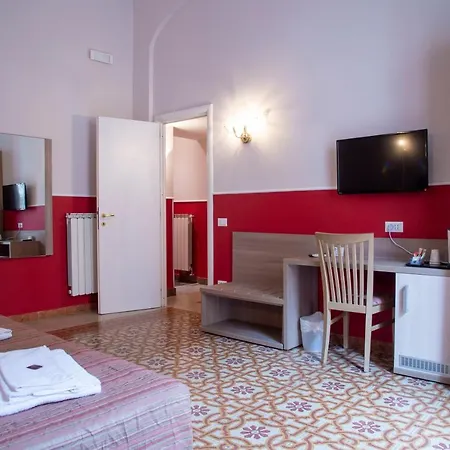 Domus Napoleone 3* Róma