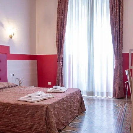 Domus Napoleone 3* רומא